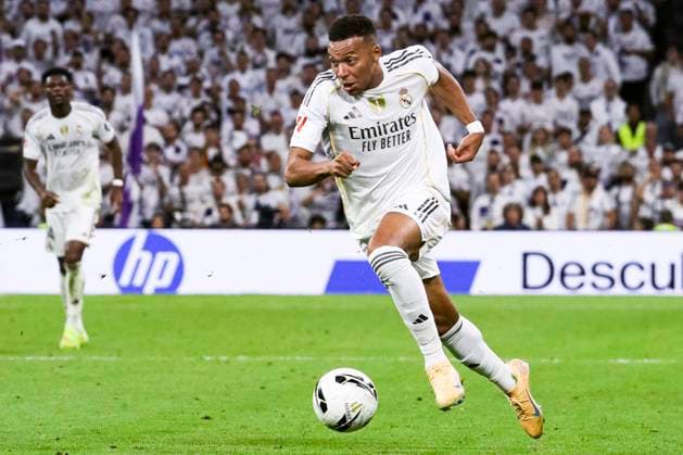 Spanish La Liga EA Sports soccer match Real Madrid vs FC Barcelona, Barca at Santiago Bernabeu Stadium in Madrid, Spain. 26 October 2025 Kylian Mbappe 900 Cordon Press  900 CordonxPress LOF - Real Madrid vs FC Barcelona