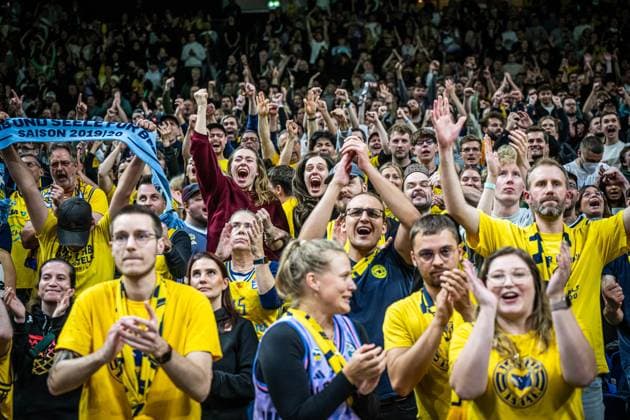 Basketball Berlin 26 10 2025 Season 2025 2026 easyCredit BBL 1 Bundesliga Men, Men Alba Berlin FC Bayern Munich Basketball Cheering Alba Fans