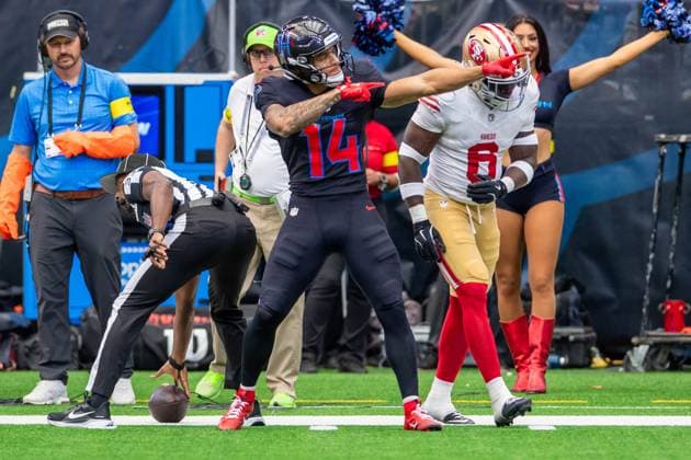 October 26, 2025: Houston Texans wide receiver Jaylin Noel (14) celebrates a first down catch during a game between the San Francisco 49ers and the Houston Texans in Houston, TX. .. CSM USA - ZUMAc04_ 20251026_faf_c04_018 Copyright: xTraskxSmithx