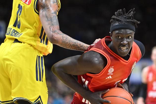 Wenyen Gabriel FC Bayern Muenchen, 32 GER, Alba Berlin vs FC Bayern Muenchen, Basketball, easyCredit Basketball League, Season 2025 2026, Matchday 5, 26 10 2025 GER, Alba Berlin vs FC Bayern Muenchen, Basketball, easyCredit Basketball League, Season 2025 2026, Matchday 5, 26 10 2025 Berlin Copyright: xEibner-Pressefoto RyanxSleimanx EP_RSN