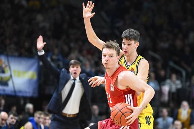 Justus Hollatz FC Bayern Muenchen, 21 GER, Alba Berlin vs FC Bayern Muenchen, Basketball, easyCredit Basketball League, Season 2025 2026, Matchday 5, 26 10 2025 GER, Alba Berlin vs FC Bayern Muenchen, Basketball, easyCredit Basketball League, Season 2025 2026, Matchday 5, 26 10 2025 Berlin Copyright: xEibner-Pressefoto RyanxSleimanx EP_RSN