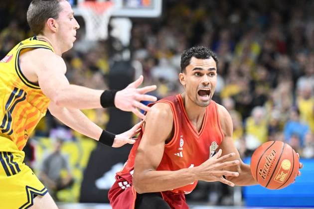 Oscar da Silva FC Bayern Muenchen, 1 GER, Alba Berlin vs FC Bayern Muenchen, Basketball, easyCredit Basketball League, Season 2025 2026, Matchday 5, 26 10 2025 GER, Alba Berlin vs FC Bayern Muenchen, Basketball, easyCredit Basketball League, Season 2025 2026, Matchday 5, 26 10 2025 Berlin Copyright: xEibner-Pressefoto RyanxSleimanx EP_RSN