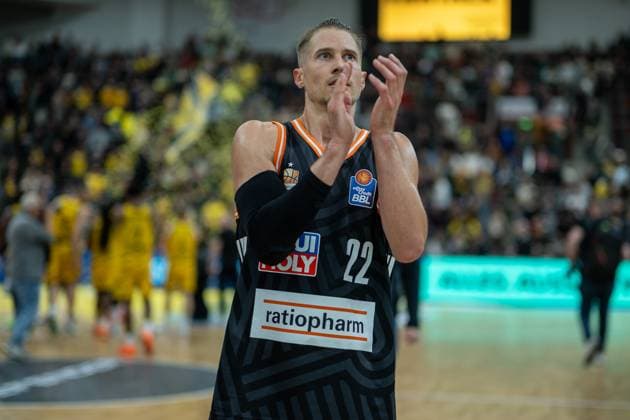 Thomas Klepeisz ratiopharm ulm, 22 , is disappointed disappointed, dissatisfied, GER, MHP RIESEN Ludwigsburg vs ratiopharm ulm, easycredit BBL, Basketball, Bundesliga, Matchday 5, Season 2025 2026, 26 10 2025, GER, MHP RIESEN Ludwigsburg vs ratiopharm ulm, easycredit BBL, Basketball, Bundesliga, Matchday 5, Season 2025 2026, 26 10 2025 Ludwigsburg Copyright: xEibner-Pressefoto SaschaxWaltherx EP_EER