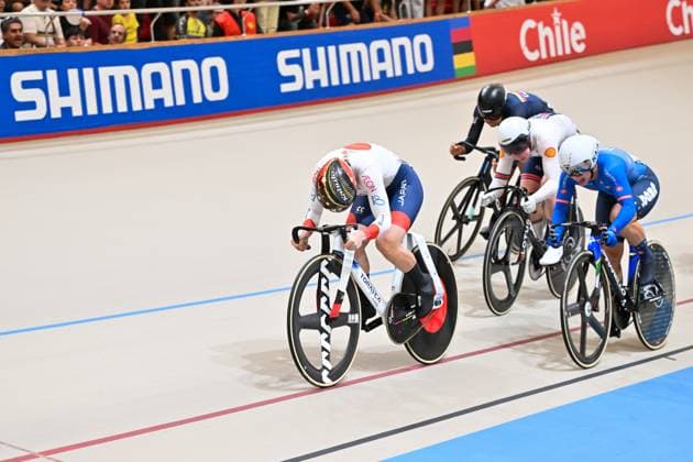 2025 Tissot UCI Track World Championships Picture by Simon Wilkinson SWpix.com - 26 10 2025 - Cycling - 2025 Tissot UCI Track World Championships - Velodromo PenalolÃ n, Santiago, Chile - Women s Keirin - Finals - Final 1-6 - Mina Sato (Japan) Copyright: x xSWpix.comx(t axPhotographyxHubxLtd)xSimonxWilkinson SWpix.comx SWP-3030-11978