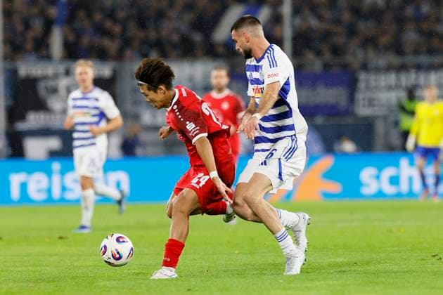 Soccer 3 Liga, Matchday 12, Season 2025 2026, MSV Duisburg Rot Weiss Essen on 26 10 2025 at the Schauinsland Reisen Arena in Duisburg Kaito Mizuta Rot Weiss Essen