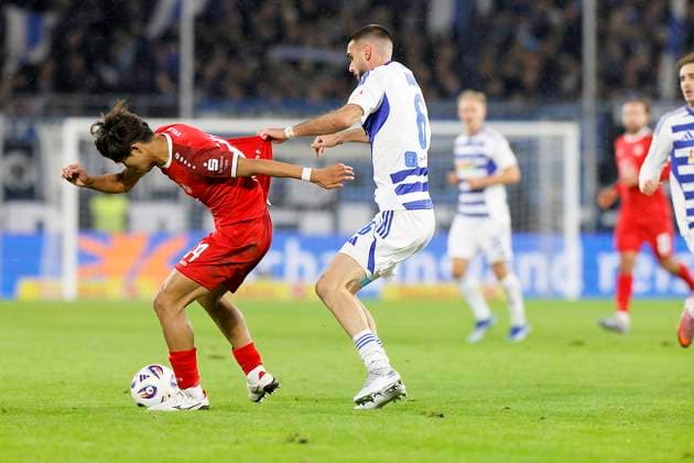 Soccer 3 Liga, Matchday 12, Season 2025 2026, MSV Duisburg Rot Weiss Essen on 26 10 2025 at the Schauinsland Reisen Arena in Duisburg Kaito Mizuta Rot Weiss Essen