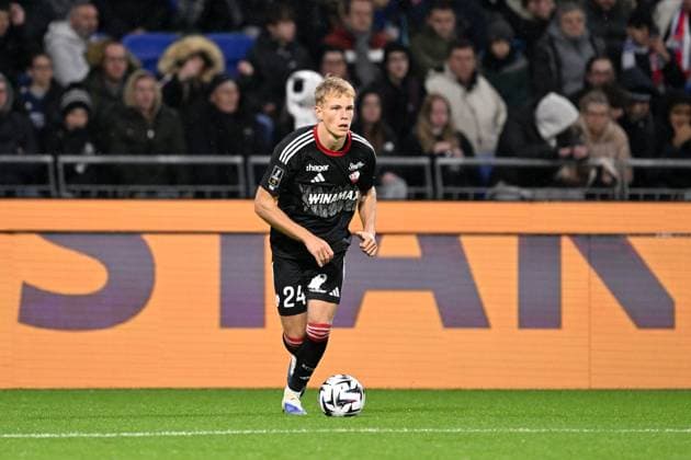 Olympique Lyonnais v RC Strasbourg Alsace - Ligue 1 McDonald s 2025 2026 24 Lucas HOGSBERG (rcsa) during the Ligue 1 McDonald s match between Lyon and Strasbourg at Groupama Stadium on October 26, 2025 in Lyon, France. Lyon France  Copyright: xFEPx 776348169