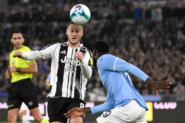 Teun Koopmeiners of Juventus FC and Boulaye Dia of SS Lazio during the Serie A 2025 2026 football match between SS Laziio and Juventus FC at Stadio Olimpico in Rome (Italy), October 26, 2025. AndreaxStaccioli