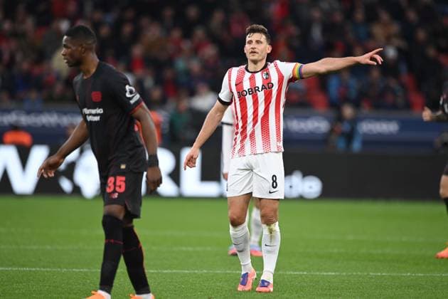 Maximilian EGGESTEIN FR Gestures, gestures, Football 1 Bundesliga, 8 Matchday, matchday8, Bayer Leverkusen LEV SC Freiburg FR 2 0 on 26 10 2025 in Leverkusen Germany DFL regulations prohibit any use of photographs as image sequences and or quasi video Â