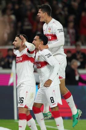 Stuttgart, Bundesliga soccer VfB Stuttgart vs. 1 FSV Mainz 05, v l Deniz Undav VfB Tiago Tomas VfB Chema Andres VfB cheer for the goal to 2 According to the regulations of the DFL German Football League, it is prohibited to use or have used photographs taken in the stadium and or of the match in the form of sequential images and or video-like photo series