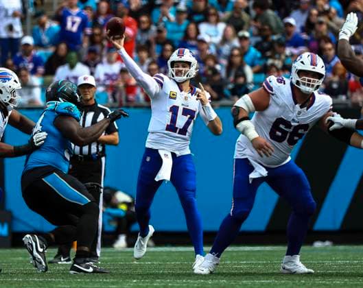 October 26, 2025: Buffalo quarterback Josh Allen (17) passes the ball during first half. NFL, American Football Herren, USA football game between Buffalo Bills and Carolina Panthers at Bank of America Stadium, Charlotte , North Carolina. CSM Charlotte United States of America - ZUMAc04_ 20251026_zma_c04_071 Copyright: xDavidxBeachx