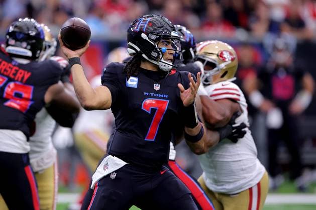 October 26, 2025, Houston, Texas, U.S: Houston Texans quarterback C.J. Stroud (7) reaches back to pass downfield during the fourth quarter of the NFL, American Football Herren, USA game between the Houston Texans and the San Francisco 49ers at NRG Stadium in Houston, TX on October 26, 2025. Houston U.S - ZUMAw137 20251026_aap_w137_065 Copyright: xErikxWilliamsx