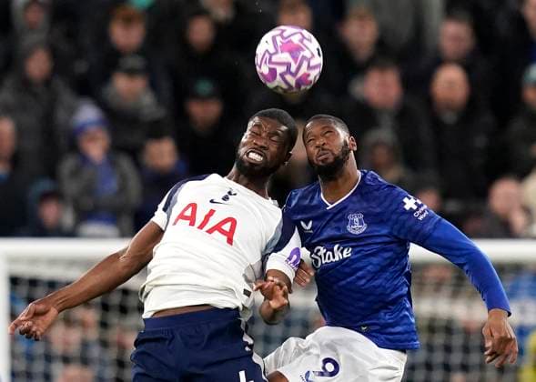 Liverpool, England, 26th October 2025. Kevin Danso of Tottenham (L) challenges Beto of Everton during the Everton vs Tottenham Hotspur Premier League match at Hill Dickinson Stadium, Liverpool. Picture credit should read: Andrew Yates Sportimage EDITORIAL USE ONLY. No use with unauthorised audio, video, data, fixture lists, club league logos or live services. Online in-match use limited to 120 images, no video emulation. No use in betting, games or single club league player publications. SPI_080_AY_Everton_Spurs. SPI-4241-0079