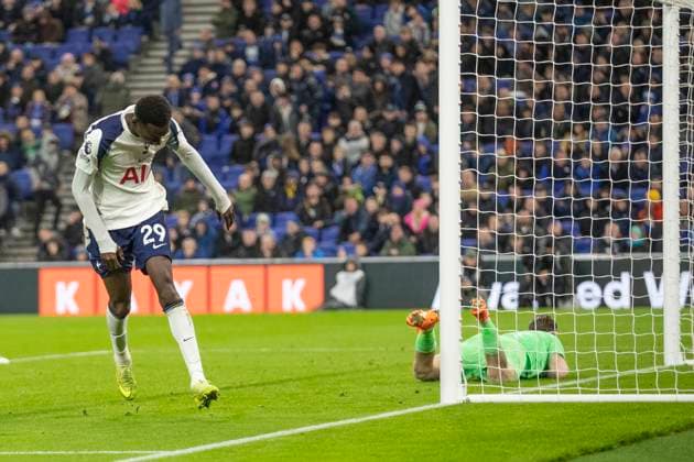 Everton v Tottenham Hotspur - Premier League Pape Matar Sarr of Tottenham Hotspur F.C. celebrates his goal during the Premier League match between Everton and Tottenham Hotspur at Hill Dickinson Stadium in Liverpool, England, on October 26, 2025. Liverpool Merseyside United Kingdom  Copyright: xMIxNewsx originalFilename:fletcher-evertonv251026_npA5W.jpg