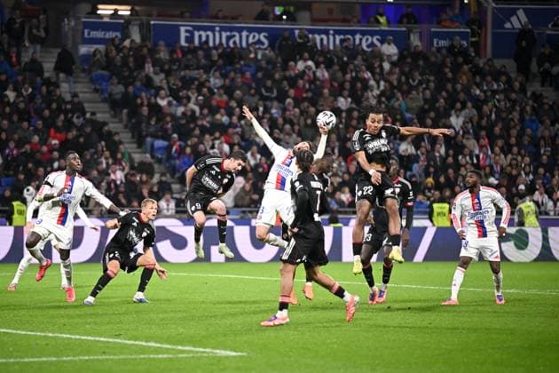 Olympique Lyonnais v RC Strasbourg Alsace - Ligue 1 McDonald s 2025 2026 19 Moussa NIAKHATE (ol) - 24 Lucas HOGSBERG (rcsa) - 09 Joaquin PANICHELLI (rcsa) - 22 Guela DOUE (rcsa) - 98 Ainsley MAITLAND NILES (ol) during the Ligue 1 McDonald s match between Lyon and Strasbourg at Groupama Stadium on October 26, 2025 in Lyon, France. Lyon France  Copyright: xFEPx 776348169