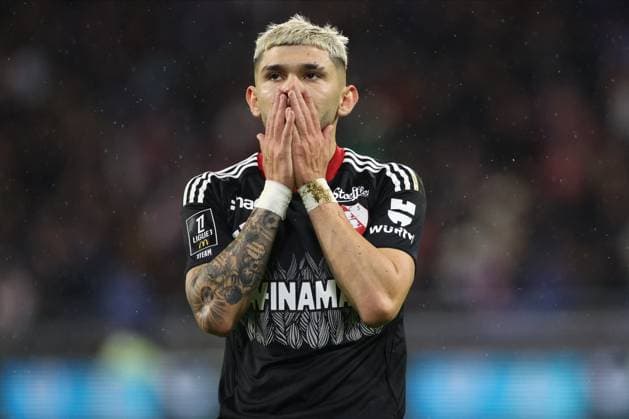 Olympique Lyonnais v RC Strasbourg Alsace - Ligue 1 McDonald s 2025 2026 Julio Enciso of Strasbourg Alsace reacts during the Ligue 1 McDonald s match between Lyon and Strasbourg at Groupama Stadium on October 26, 2025 in Lyon, France. Lyon Groupama Stadium France France Copyright: xNealxSimpson Sportsphoto APLx 14139747