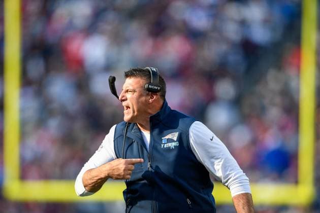 October 26, 2025; Foxborough, Massachusetts, USA; New England Patriots head coach Mike Vrabel reacts during the second half of the game between the Cleveland Browns and the New England Patriots at Gillette Stadium, in Foxborough, Massachusetts. CSM Foxborough United States of America - ZUMAc04_ 20251026_zma_c04_158 Copyright: xEricaxDenhoffx