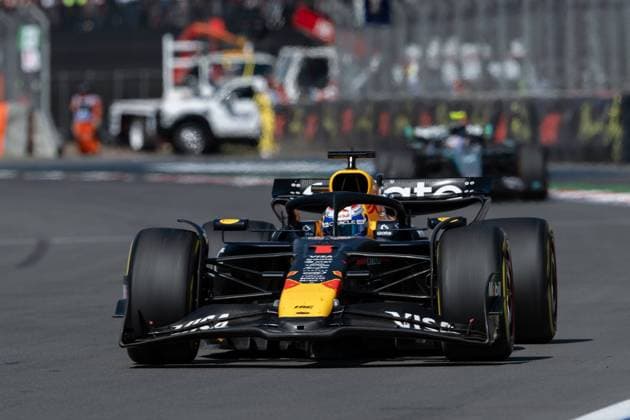 Max Verstappen driving Red Bull Racing RB21 during F1 Grand Prix of Mexico at Autodromo Hermanos Rodriguez on October 26, 2025 in Mexico City, Mexico.  Copyright: xRichardxCallis SPPx Sportspressphoto_SPR52145