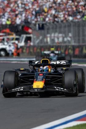 Max Verstappen driving Red Bull Racing RB21 during F1 Grand Prix of Mexico at Autodromo Hermanos Rodriguez on October 26, 2025 in Mexico City, Mexico.  Copyright: xRichardxCallis SPPx Sportspressphoto_SPR52155