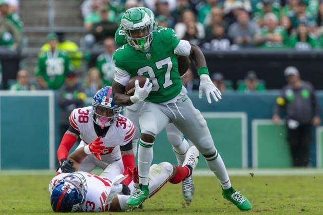 October 26, 2025, Philadelphia, Pa, U.S.A.: Philadelphia Eagles running back TANK BIGSBY (37) competes during a week eight game between the Philadelphia Eagles and the New York Giants Sunday, Oct. 26, 2025; at Lincoln Financial Field in Philadelphia, PA. Philadelphia U.S.A. - ZUMAs124 20251026_fap_s124_036 Copyright: xSaquanxStimpsonx