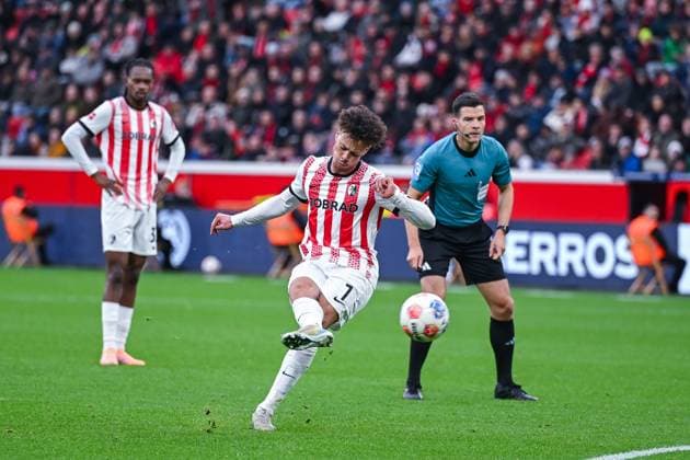 26 10 2025, Football, 1 Bundesliga, Matchday 8 Season 2025 2026, Bayer Leverkusen SC Freiburg, Derry Scherhant SC Freiburg xRHR PHOTO TKx Copyright: RHR-FOTOx RHR-FOTO TK
