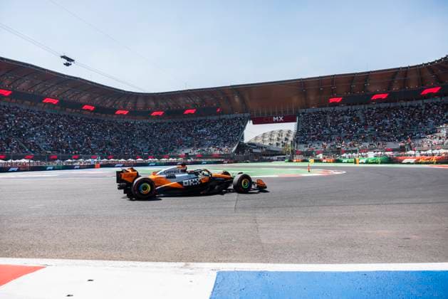 Formula?1 Gran?Premio?de?la?Ciudad?de? México?2025 Alexis Perrin OVERTAKE MAXPPP - Mexico?City 26 10 2025 81 PIASTRI Oscar (aus), McLaren F1 Team, action at the Formula?1 Gran?Premio?de?la?Ciudad?de?México?2025, the 20th round of the 2025 FIA Formula?1 World Championship, WM, Weltmeisterschaft at the Autódromo?Hermanos?Rodríguez in Mexico?City, Mexico, from 23 to 26 October 2025 Mexico?City Autódromo Hermanos Rodríguez Mexico  Copyright: xOVERTAKE MAXPPPxAlexisxPerrinx OVT202510276568 OVT202510276568
