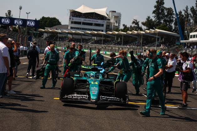 F1 - MEXICO CITY GRAND PRIX 2025 14 ALONSO Fernando (spa), Aston Martin F1 Team AMR24, starting grid during the 2025 Formula 1 Mexico City Grand Prix, 20th round of the 2025 FIA Formula One World Championship, WM, Weltmeisterschaft from October 24 to 26, 2025 on the Autodromo Hermanos Rodriguez, in Mexico City, Mexico - Mexico CityMexico  Copyright: xANTONINxVINCENTx