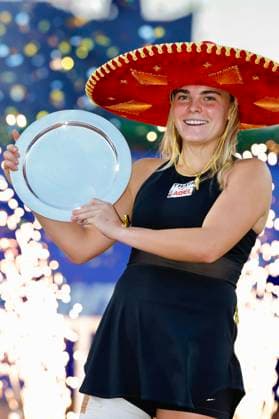 WTA QUERETARO OPEN 125 WTA QUERETARO OPEN 125 BEJLEK VS SCOTT 26102025 QUERETARO, QUERETARO, MEXICO Action photo of czech Sara Bejlek, champion of the tournanent during day 6 of the WTA Queretaro Open 125, held a the Club Campestre de Queretaro against Katrina Scott of the USA Action photo of czech Sara Bejlek, champion of the tournament during day 6 of the WTA Queretaro Open 125, held at the Club Campestre de Queretaro against Katrina Scott of the USA PHOTO BY IMAGENSHOP AGENCIA FOTOGRAFICA QUERETARO QUERETARO MEXICO Copyright: xIMAGENSHOPxAGENCIAxFOTOGRAFICAx