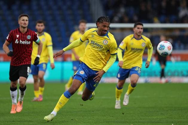 Braunschweig vs Hannover, 2 BL Braunschweig, 26 10 2025, FOOTBALL Eintracht Braunschweig vs Hannover 96, 2 BL, Season 2025 26 Sidi SanÃ Eintracht Braunschweig Braunschweig