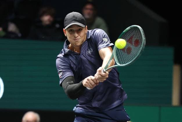 ROLEX PARIS MASTERS TENNIS 2025 Thierry Larret MAXPPP - Nanterre (92) 27 10 2025 Thierry Larret Maxppp. Tennis. Rolex Paris Masters. Paris La Defense, Nanterre (92). Du 25 octobre au 2 novembre 2025. Lundi 27 octobre 2025. Luciano DARDERI (ITA) vs Arthur CAZAUX (FRA) Nanterre (92) PARIS LA DEFENSE ARENA ILE DE FRANCE FRANCE  Copyright: xMAXPPPxThierryxLarretx TLR202510277315 TLR202510277315