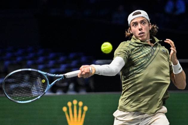 Rolex Paris Masters 2025 in Paris FA Arthur Cazaux competes during the Rolex Paris Masters 2025 tournament at the Paris La Defense Arena in Paris, on October 27, 2025. Photo by Firas Abdullah ABACAPRESS.COM Paris Ile-de-France France  Copyright: xAbdullahxFiras ABACAx