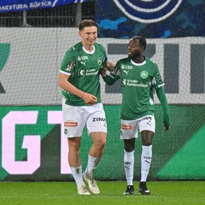 FC St Gallen Grasshopper goal celebration Alessandro Vogt Aliou Balde FCSG 25 10 2025 Kybunpark St Gallen, SWITZERLAND, Season 2025 2026 Mens Soccer Super League FC St Gallen Grasshopper Club Zuerich goal celebration Alessandro Vogt Aliou Balde FCSG