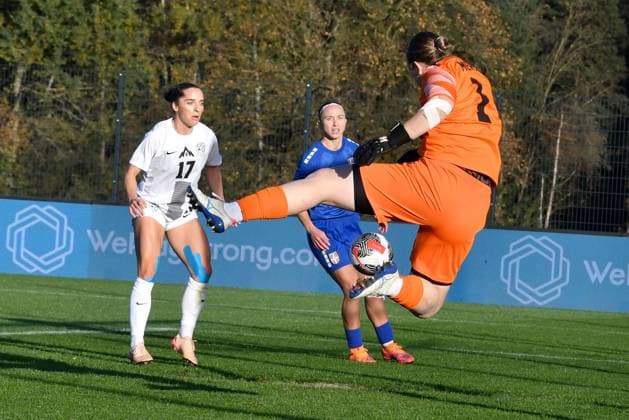 Radomlje, Slovenia, October 27th 2025, Zala Mersnik of Slovenia (L) in action during the International women?s football Friendly match between Slovenia and Serbia at Sports Park Radomlje, Radomlje, Slovenia. (Photo by Natasa Kupljenik Sports Press Photo) Copyright: xNatasaxKupljenikx xSPPx Sportspressphoto_SPR52556