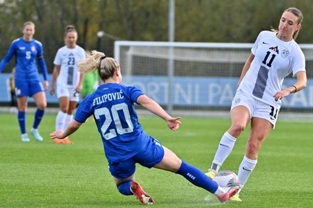 Radomlje, Slovenia, October 27th 2025, Lara Prasnikar of Slovenia (R) in action against Tijana Filipovic of Serbia (R) during the International women?s football Friendly match between Slovenia and Serbia at Sports Park Radomlje, Radomlje, Slovenia. (Photo by Igor Kupljenik Sports Press Photo) Copyright: xIgorxKupljenikx xSPPx Sportspressphoto_SPR52591