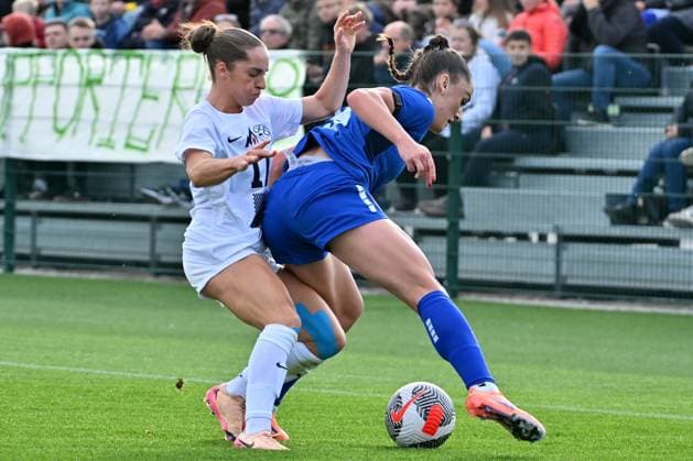 Radomlje, Slovenia, October 27th 2025, Nina Matejic of Serbia (R) in action against Izabela Krizaj of Slovenia (L) during the International women?s football Friendly match between Slovenia and Serbia at Sports Park Radomlje, Radomlje, Slovenia. (Photo by Igor Kupljenik Sports Press Photo) Copyright: xIgorxKupljenikx xSPPx Sportspressphoto_SPR52593