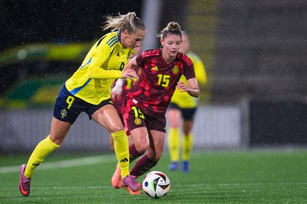 251027 Ellen Wangerheim of Sweden during the international friendly under 23 football match between Sweden and Germany on October 27, 2025 in Malmö Photo Christoffer Borg Mattisson BILDBYRAN COP 261 CB0483 fotboll football soccer fotball u23 under 23 sverige sweden germany dam bbeng landslag  Copyright: CHRISTOFFERxBORGxMATTISSON BB251027CB049