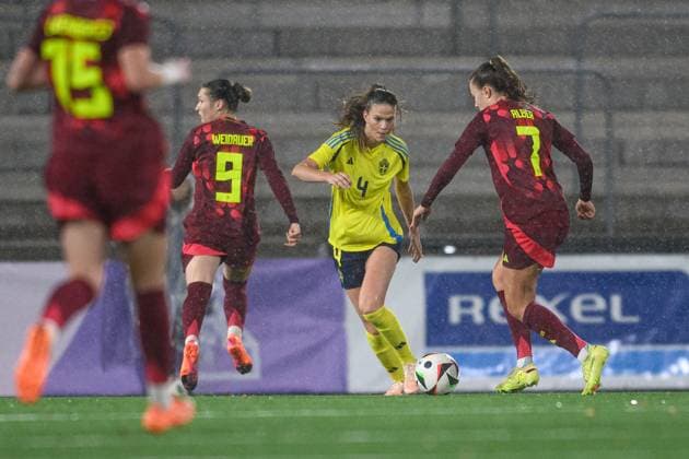 251027 Bella Andersson of Sweden during the international friendly under 23 football match between Sweden and Germany on October 27, 2025 in Malmö Photo Christoffer Borg Mattisson BILDBYRAN COP 261 CB0483 fotboll football soccer fotball u23 under 23 sverige sweden germany dam bbeng landslag sverige sweden tyskland germany  Copyright: CHRISTOFFERxBORGxMATTISSON BB251027CB064