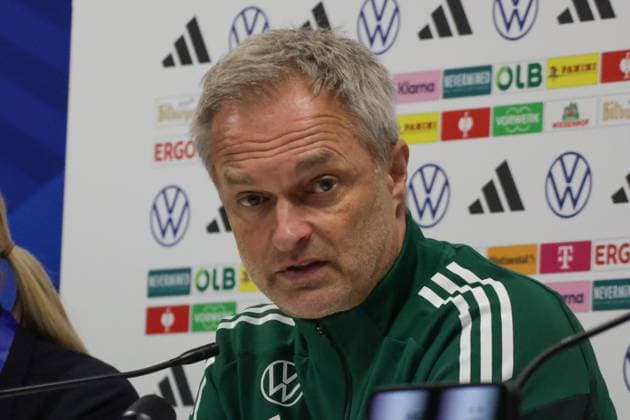 Football, Women, Germany national team, Press conference