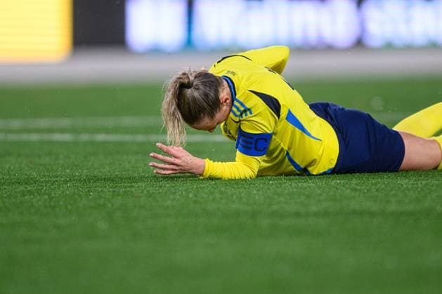 251027 Ellen Wangerheim of Sweden looks dejected during the international friendly under 23 football match between Sweden and Germany on October 27, 2025 in Malmö Photo Christoffer Borg Mattisson BILDBYRAN COP 261 CB0483 fotboll football soccer fotball u23 under 23 sverige sweden germany dam bbeng landslag depp  Copyright: CHRISTOFFERxBORGxMATTISSON BB251027CB073