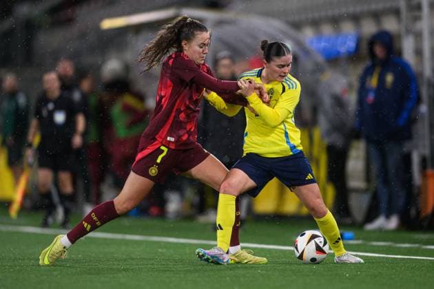 251027 Mara Alber and Dilara Acikgöz of Germany during the international friendly under 23 football match between Sweden and Germany on October 27, 2025 in Malmö Photo Christoffer Borg Mattisson BILDBYRAN COP 261 CB0483 fotboll football soccer fotball u23 under 23 sverige sweden germany dam bbeng landslag sverige sweden tyskland germany  Copyright: CHRISTOFFERxBORGxMATTISSON BB251027CB103