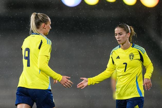 251027 Ellen Wangerheim and Johanna Renmark of Sweden during the international friendly under 23 football match between Sweden and Germany on October 27, 2025 in Malmö Photo Christoffer Borg Mattisson BILDBYRAN COP 261 CB0483 fotboll football soccer fotball u23 under 23 sverige sweden germany dam bbeng landslag sverige sweden tyskland germany  Copyright: CHRISTOFFERxBORGxMATTISSON BB251027CB117