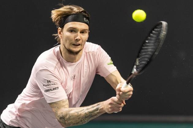 Rolex Paris Masters 2025 Alexander Bublik (KAZ) plays against Alexei Popyrin (AUS) in his men s singles match on day one of the Paris ATP, Tennis Herren Masters 1000 tennis tournament at the Paris La Defense Arena in Nanterre, on the outskirts of Paris, on october 27, 2025. Paris France  Copyright: xIbrahimxEzzatx originalFilename:ezzat-notitle251027_npGHt.jpg