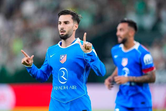 October 27, 2025, Sevilla, Sevilla, SPAIN: Alex Baena of Atletico de Madrid celebrates a goal during the Spanish league, LaLiga EA Sports, football match played between Real Betis and Atletico de Madrid at La Cartuja stadium on October 27, 2025, in Sevilla, Spain. Sevilla SPAIN - ZUMAa181 20251027_zaa_a181_063 Copyright: xJoaquinxCorcherox