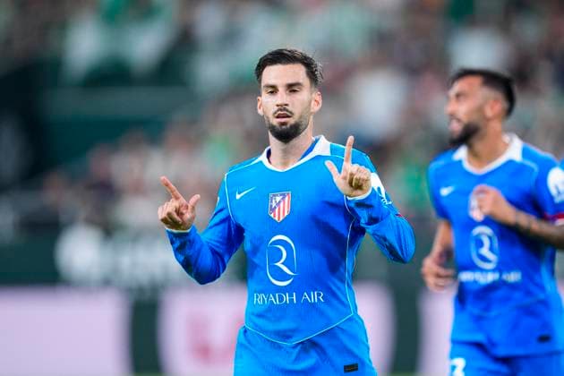 October 27, 2025, Sevilla, Sevilla, SPAIN: Alex Baena of Atletico de Madrid celebrates a goal during the Spanish league, LaLiga EA Sports, football match played between Real Betis and Atletico de Madrid at La Cartuja stadium on October 27, 2025, in Sevilla, Spain. Sevilla SPAIN - ZUMAa181 20251027_zaa_a181_069 Copyright: xJoaquinxCorcherox