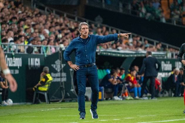 Real Betis head coach, Manuel Pellegrini, during La Liga match between Real Betis and Atlético de Madrid at the Estadio de la Cartuja in Seville, Spain Copyright: xAndresxLopezxSheridanxx xSPPx Sportspressphoto_SPR52634