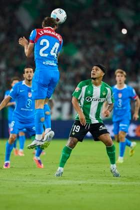 Real Betis Balompie v Club Atletico de Madrid - LaLiga EA Sports SEVILLA, SPAIN - OCTOBER 27: Cucho Hernandez of Real Betis during to the LaLiga EA Sports match between Real Betis Balompie and Club Atletico de Madrid at La Cartuja stadium on October 27, 2025 in Sevilla, Spain. (Photo by Gabriel Colchero Photo Players Images Magara Press) Sevilla La Cartuja Stadium Spain Copyright: xGabrielxColcherox