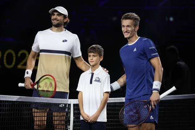 ROLEX PARIS MASTERS TENNIS 2025 Thierry Larret MAXPPP - Nanterre (92) 28 10 2025 Thierry Larret Maxppp. Tennis. Rolex Paris Masters. Paris La Defense, Nanterre (92). Du 25 octobre au 2 novembre 2025. Mardi 28 octobre 2025. Valentin VACHEROT (MON) vs Jiri LEHECKA (CZE). Nanterre (92) PARIS LA DEFENSE ARENA ILE DE FRANCE FRANCE  Copyright: xMAXPPPxThierryxLarretx TLR202510288931 TLR202510288931