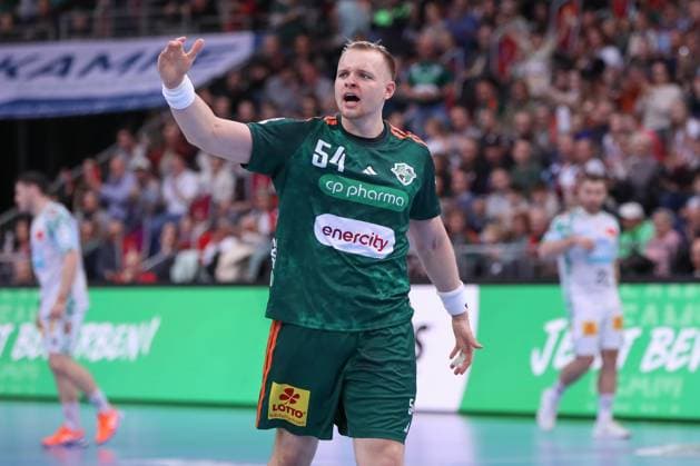 26 10 2025, xgox, Handball Daikin HBL, TSV Hannover Burgdorf SC Magdeburg emspor, v l Justus Fischer Hannover, 54 Jubel, Torjubel, jubelt ueber das Tor, celebrate the goal, celebration Hannover