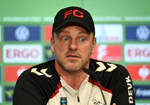 28 10 2025, xophax, Fußball , DFB Pokal , 2 Runde Saison 2025 2026 1 FC Köln Pressekonferenz vor dem DFB Pokal Spiel gegen Bayern München Trainer Lukas Kwasniok Köln