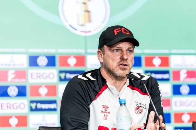 Pressconference 1 FC Koeln, 28 10 2025 COLOGNE, GERMANY OCTOBER 28 Lukas Kwasniok Head Coach 1 FC Koeln during the pre game press conference before the DFB Pokal match between 1 FC Koeln and FC Bayern Muenchen at RheinEnergiestadion on October 28, 2025 in Cologne, Germany DFB REGULATIONS PROHIBIT ANY USE OF PHOTOGRAPHS AS IMAGE SEQUENCES AND OR QUASI VIDEO Copyright: xBEAUTIFULxSPORTS Wunderlx